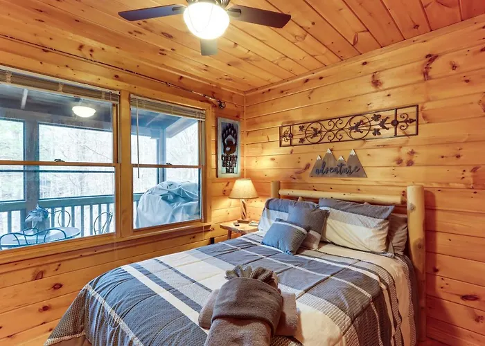 Private Hot Tub! 'Cherry Beary Den' In Blue Ridge